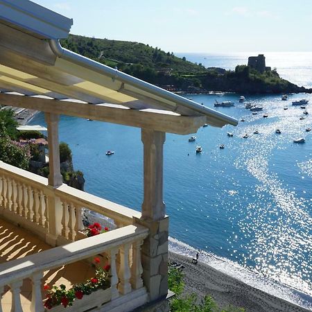 B&B Villa La Petra Сан-Нікола-Арчелла Екстер'єр фото