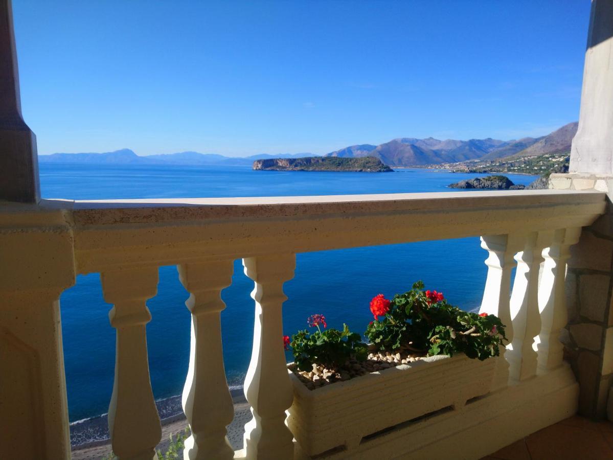 B&B Villa La Petra Сан-Нікола-Арчелла Екстер'єр фото