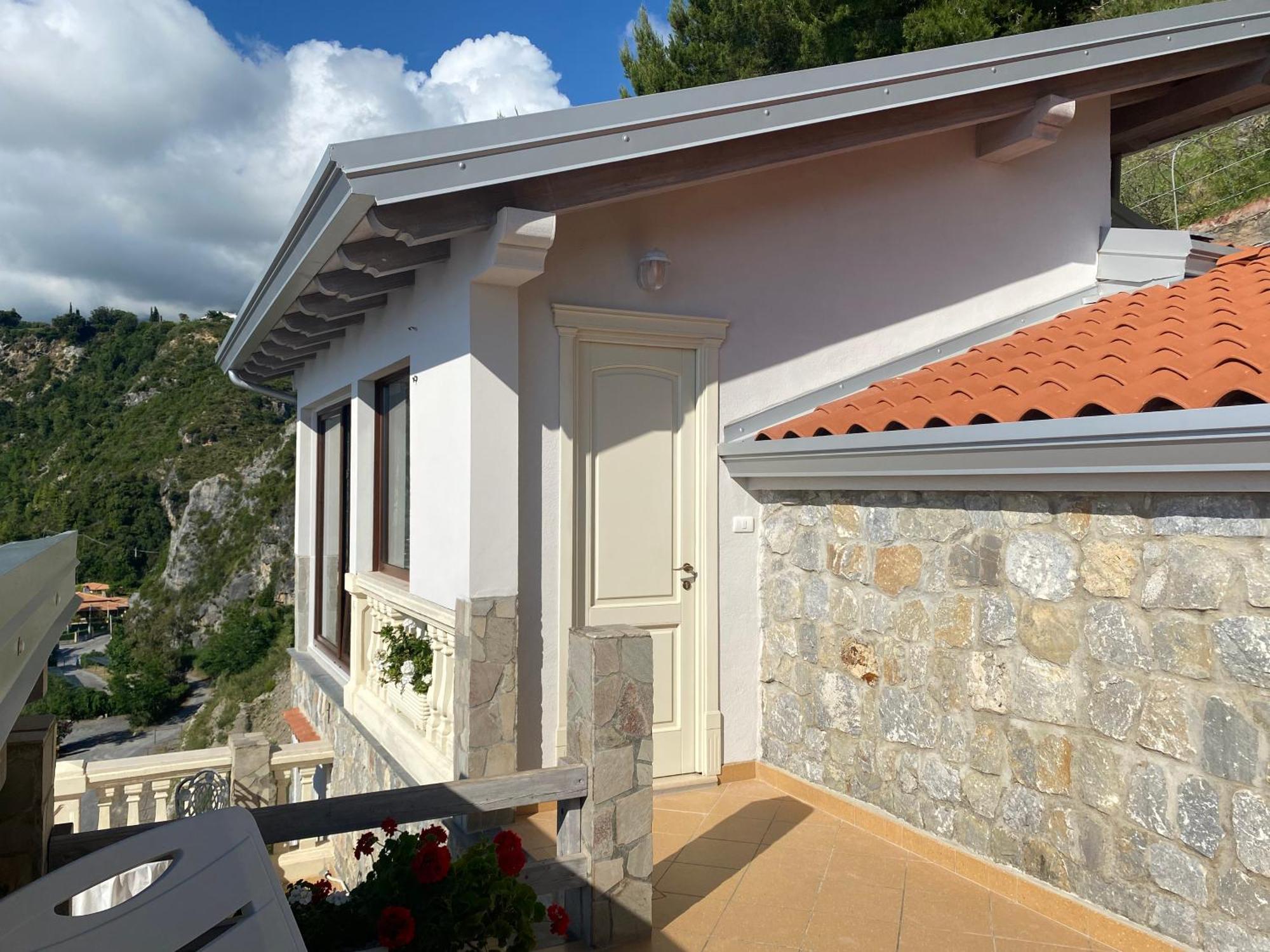 B&B Villa La Petra Сан-Нікола-Арчелла Номер фото