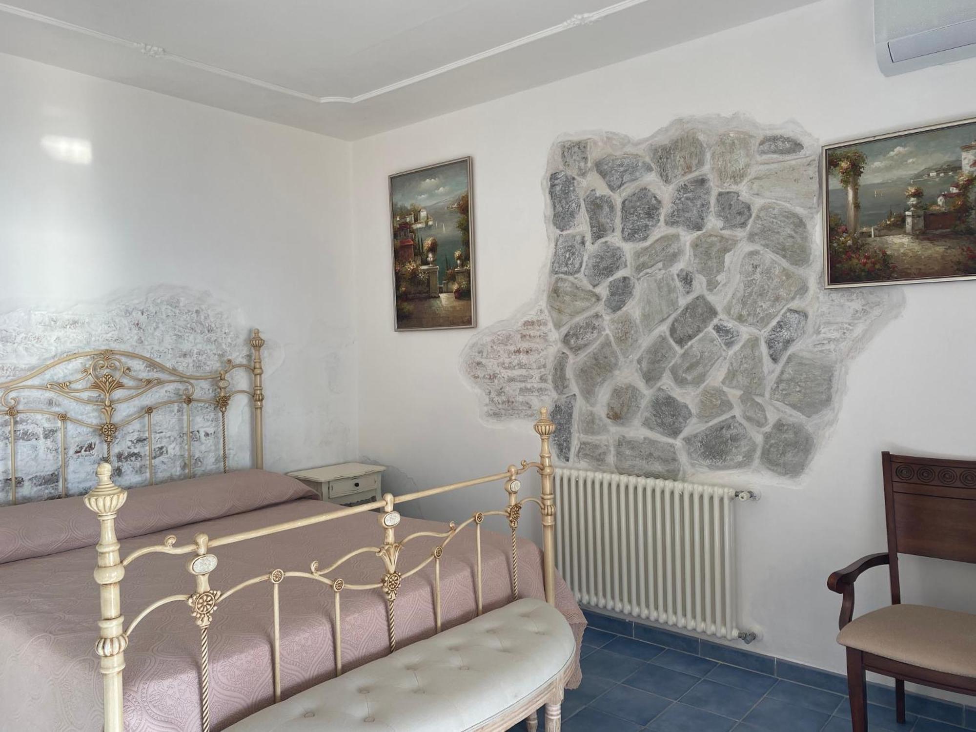 B&B Villa La Petra Сан-Нікола-Арчелла Екстер'єр фото